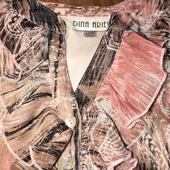 Beautiful Dina Ariel Pink Ruffle Top 😍 - Picture 7 of 12